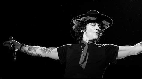 Bunbury anuncia gira para 2025 con El Huracán Ambulante Muzikalia