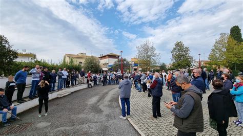 Roma Ossario Chiuso Per Crolli E Strada Inagibile Cimitero Negato A