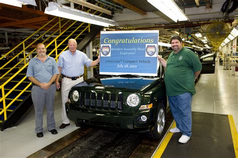 Chrysler Group's Belvidere Plant Rolls Out One Millionth Vehicle ...