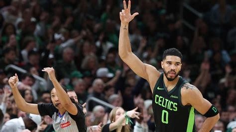 Baloncesto Nba Shai Gilgeous Alexander Y Jayson Tatum Jugadores Del