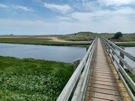 Walk From Beadnell Bay To Low Newton - Fabulous North