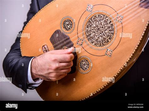 Oud Player Hi Res Stock Photography And Images Alamy