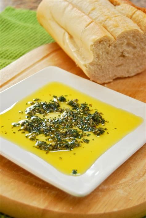 A Plus Talian Olive Oil Balsamic Bread Dip