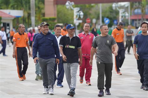 Olahraga Bersama Meriahkan Hut Ke Kodam Vi Mulawarman Mckabpaser