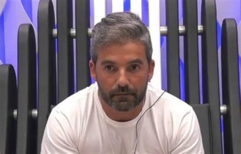 P Blico Salva Competidor Do Big Brother Portugu S Ap S Fala Homof Bica