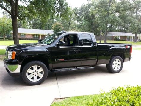 Sell used 2007 GMC Sierra SLT 1500 4x4, Z71 Pickup Truck (Black) in ...