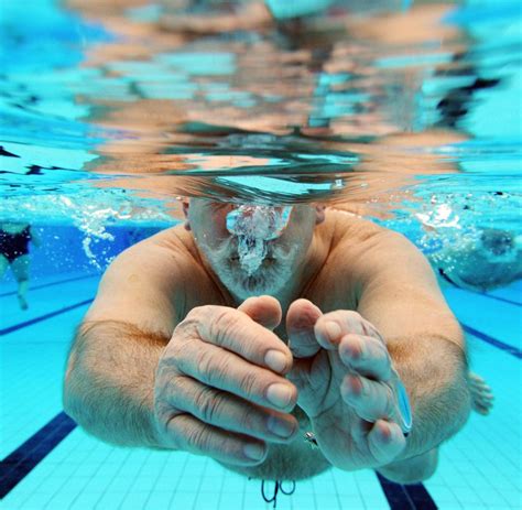 Übergriffe Im Schwimmbad wird probiert wann Gewalt anfängt WELT