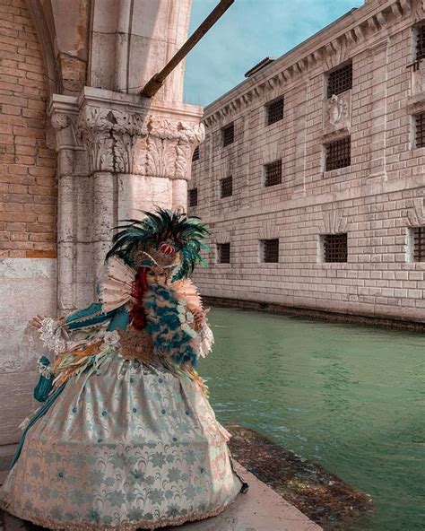 Travel And Lifestyle Su Instagram 🎭la Bellezza Del Carnevale🎭