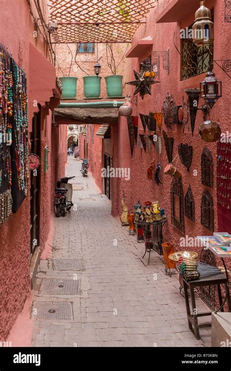 Marrakesch Souks Marocco Stock Photo Alamy