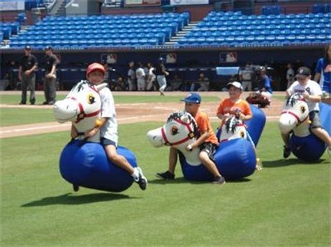 Bounce House Rentals Puyallup, WA - Topsy Turvy