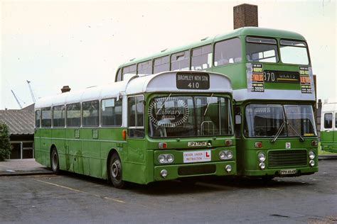 The Transport Library London Country Aec Reliance Rp Jpa K On