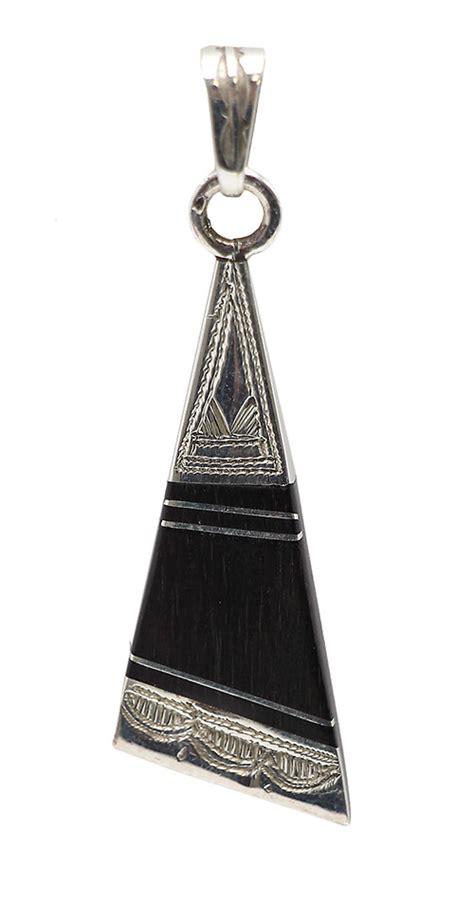 Pendentif argent ébène triangle Oxfam Magasins du Monde