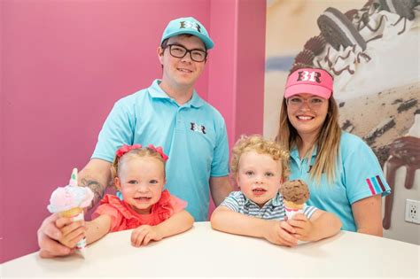 Gen Z Entrepreneurs Take Over Pueblo Area Baskin Robbins Ice Cream Stores