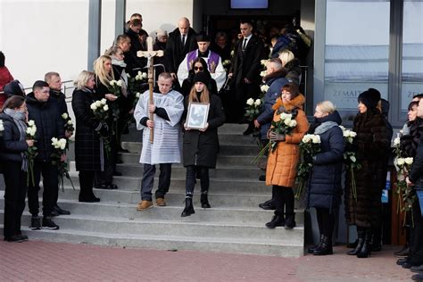 Amžino poilsio D Čižauskas atgulė Plungėje prie kapo artimųjų