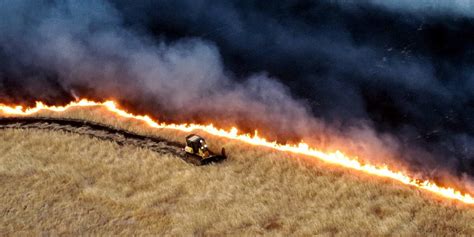 A Fire In California Scorches Thousands Of Acres East Of San Francisco