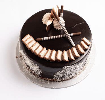 Bounty Chocolate Cake - Magnum Cakes - Best Customize Designer Cakes in ...