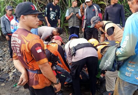 Nelayan Tenggelam Terseret Ombak Di Pantai Cicula Garut Selatan