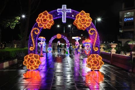 Xalapa Se Ilumina De Día De Muertos