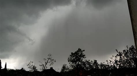 Starker Graupel Schneeschauer Im April In Ingolstadt Mit Sirenen