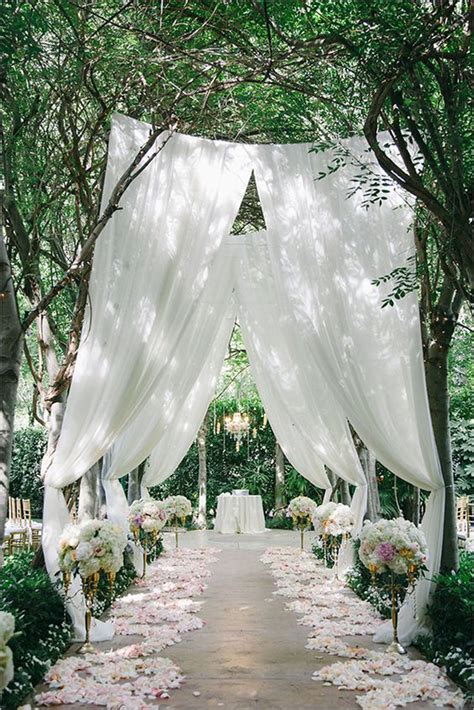 Wedding Aisle Outdoor Wedding Aisles Garden Weddings Ceremony Garden