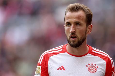 Harry Kane Beim Fc Bayern Pl Tzlich Auf Sich Alleine Gestellt