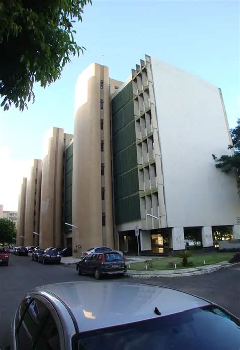 Q Sqn 112 Edifícios e condomínios em Brasilia DF Apartamentos