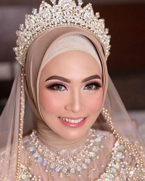 Makeup Wedding Hijab Designs