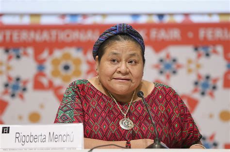 Visitará la Preparatoria de Tuxpan la doctora Rigoberta Menchú Tum para