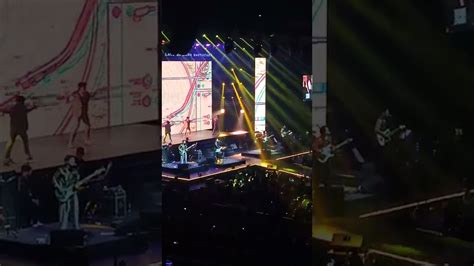 The Juans Sirang Plaka Live In Araneta Youtube