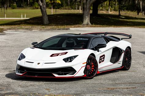 Lamborghini Aventador Price