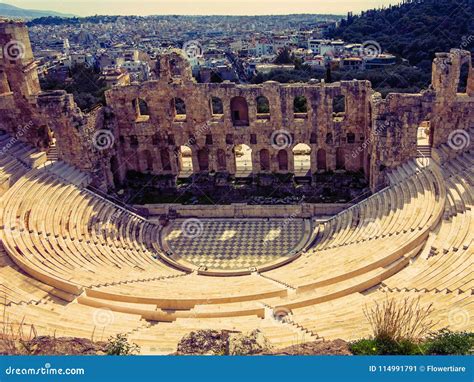 Amphithéâtre Antique De Théâtre D atticus De Herodes D Acropole D