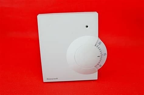 Honeywell Wireless Room Thermostat HCW80 | eBay