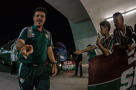 Diniz Valoriza Vit Ria Do Fluminense Sobre O Nova Igua U Mas Pondera