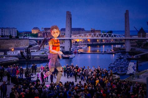 Bam Circus A Milano Meravigliarsi Mille Parole Mille Nomi Mille Verbi