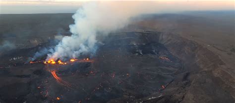 Impressive Video Of Last Week's Kilauea Volcano Summit Eruption