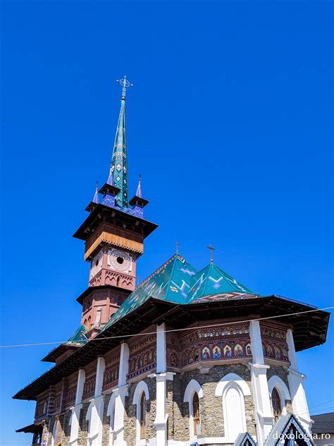 Pelerinaj In Bucovina Si Maramures Plimbare Cu Moc Ni A Pe Valea