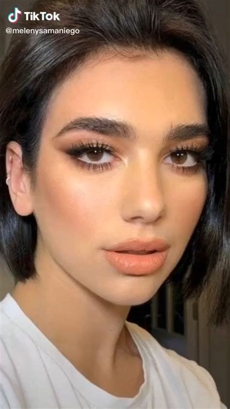 Dua Lipa Eyebrow Tutorial Video Estilo De Maquillaje Natural Tipo