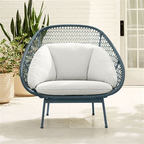 West Elm Paradise Outdoor Lounge Chair - AptDeco