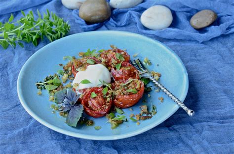 Slow Roasted Tomatoes Salad With Buffalo Mozzarella Olive Oil And Lemons Dina Honke