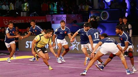 Pro Kabaddi League, season 4: Dabang Delhi thrash Bengaluru Bulls by 40 ...