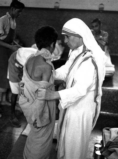 A Letter From Mother Teresa Explains Her Definition Of Charity Global