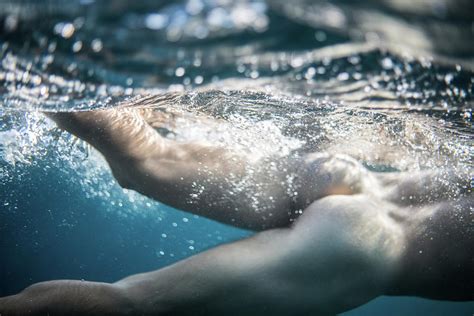 Underwater Ass Photograph By Gemma Silvestre