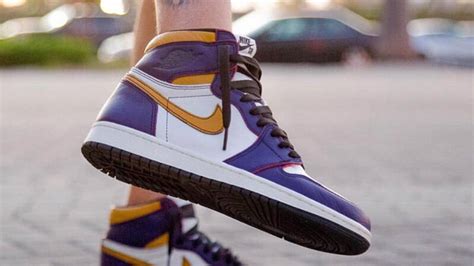 Jordan 1 Retro High Og Defiant Sb La To Chicago Where To Buy Cd6578