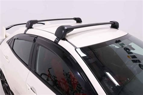 2019 Honda Civic Yakima BaseLine FX Roof Rack For Naked Roofs