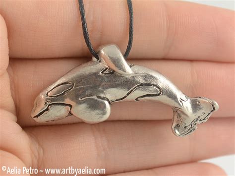 Pewter Keiko Orca Killer Whale Necklace