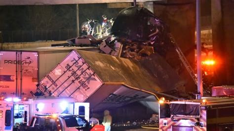 Transport Truck Crash On Highway 401 Leaves Driver Trapped Nearly 2