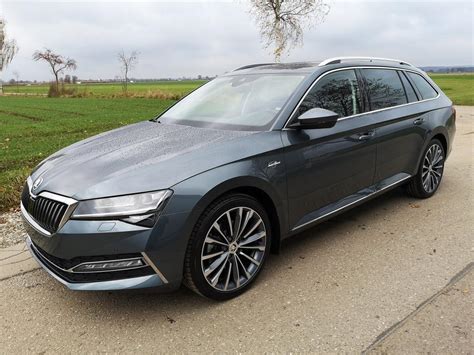 Skoda Superb Combi Tdi L K Neues Modell X Dsg Ahk Standh Pano