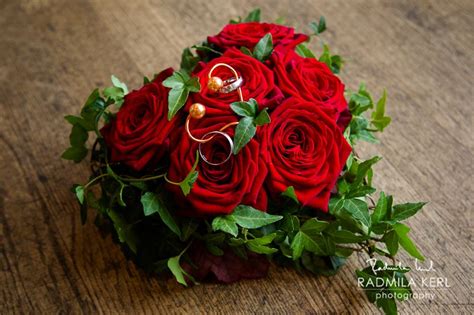 Beautiful Red Rose Flower Wedding Ring Arrangement By C Radmila Kerl Wedding Photography Munich