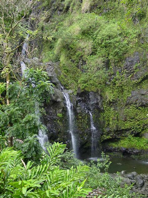 Upper Waikani Falls - The Three Bears Falls on the Hana Hwy