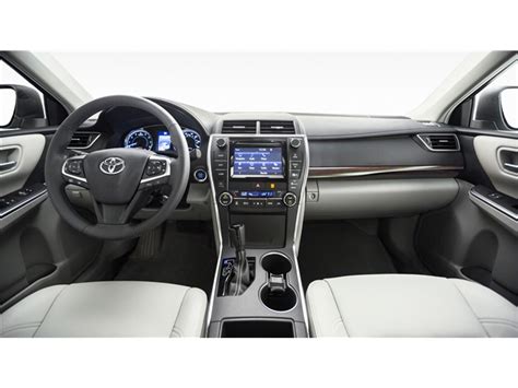 2017 Toyota Camry: 165 Interior Photos | U.S. News